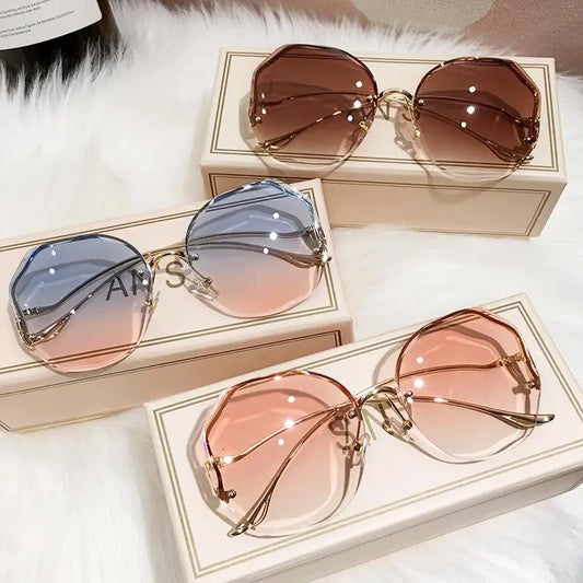 🔥 Trendy Fashion Sunglasses Women 🔥