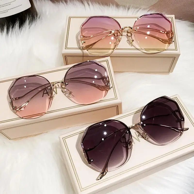 🔥 Trendy Fashion Sunglasses Women 🔥